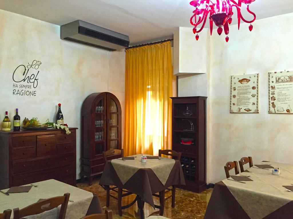 Hotel Villa Serena Castrocaro Terme Ngoại thất bức ảnh