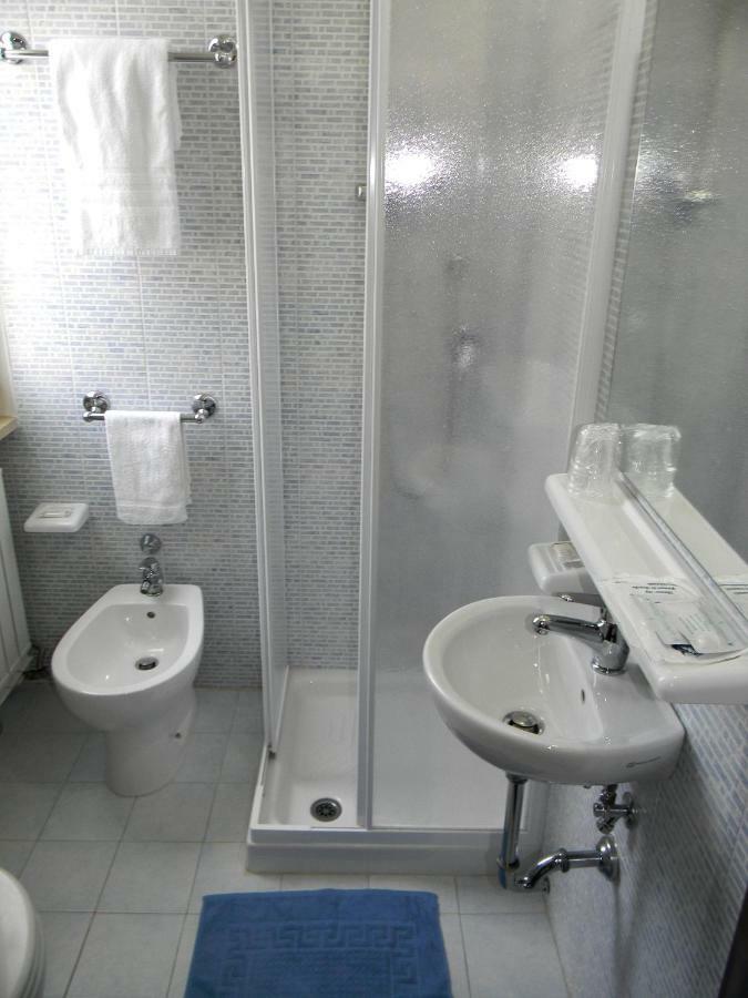Hotel Villa Serena Castrocaro Terme Ngoại thất bức ảnh